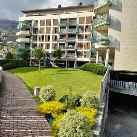 Mirador Al Naranco アパート